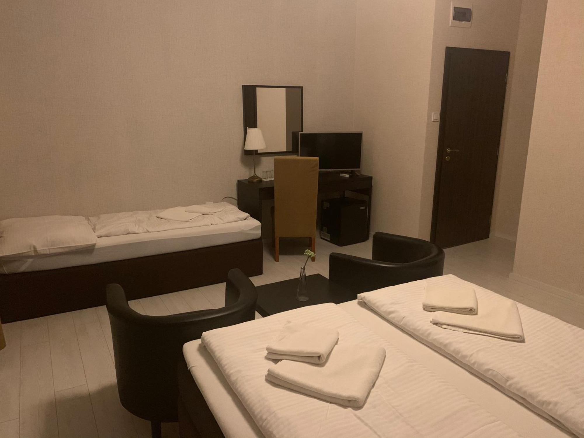Las Palmas Rooms Sturovo Room photo