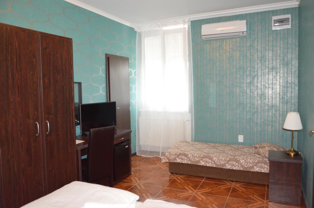 Las Palmas Rooms Sturovo Exterior photo