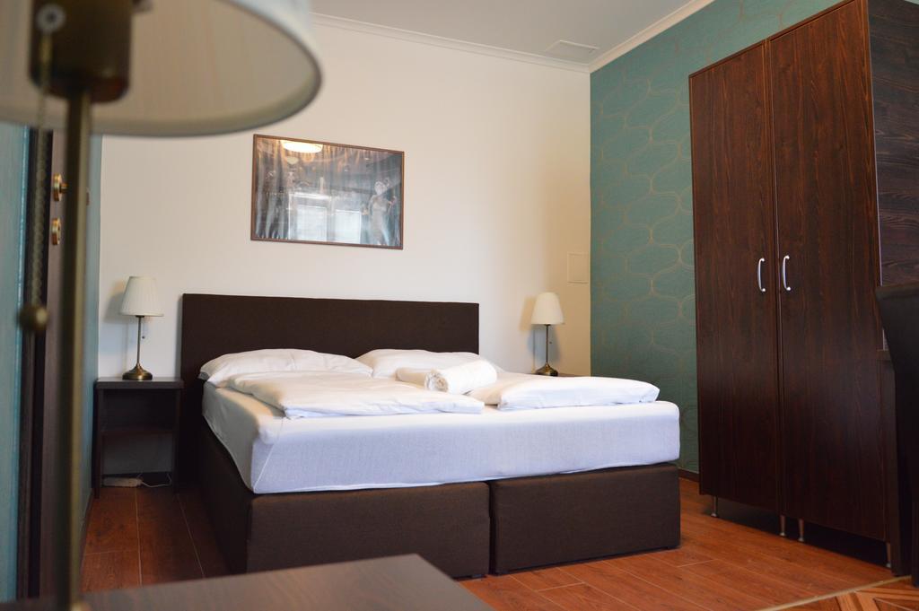 Las Palmas Rooms Sturovo Exterior photo