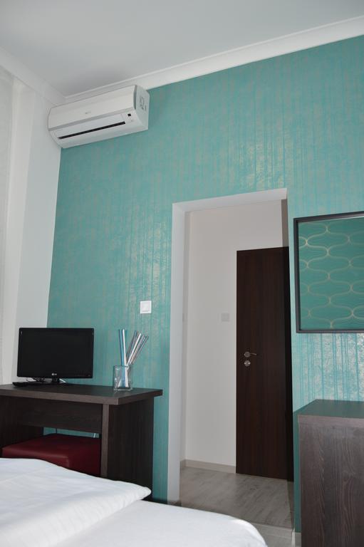 Las Palmas Rooms Sturovo Exterior photo